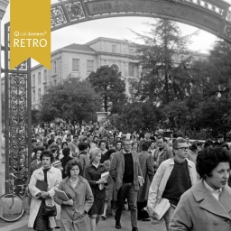 Retro Reihe Radio Bremen: Studierende der Universität von Kalifornien strömen 1962 auf dem Weg zu ihren Kursen und Vorlesungen durch das Sather Gate.
