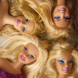 Barbie-Puppen aus den 2000er-Jahren