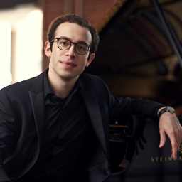 Meditation und Musikhören - wie geht das zusammen? Gespräch mit Nicolas Namoradze, Komponist und Pianist