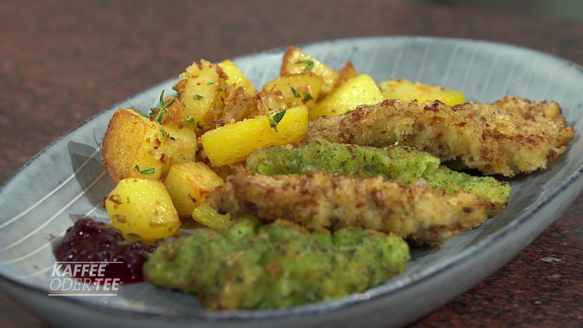 kaffee-oder-tee-rezept-schnitzel-auf-zweierlei-art-ard-mediathek