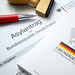 Asylantrag und Grundgesetz