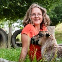 Andrea Göhring auf ihrem Bauernhof der Tiergestützte Intervention (TGI)