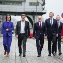Die Spitzen von SPD, Grünen und FDP kommen zur Pressekonferenz in Berlin, um ihren gemeinsamen Koalitionsvertrag vorzustellen