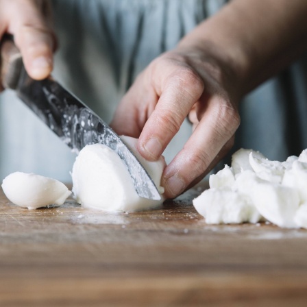 Mozzarella: italienischer schnittfester Frischkäes