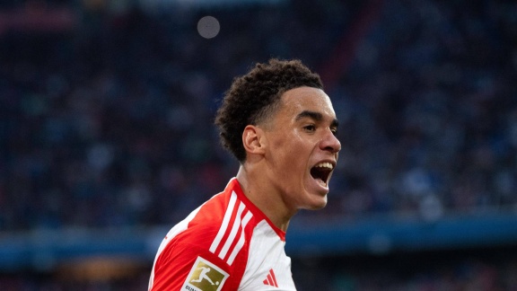 Sportschau Bundesliga - Bayern Zerlegt Darmstadt Bei Neuer-comeback