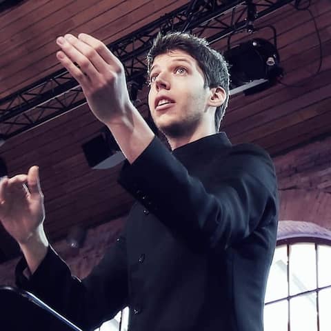 Yuval Weinberg dirigiert