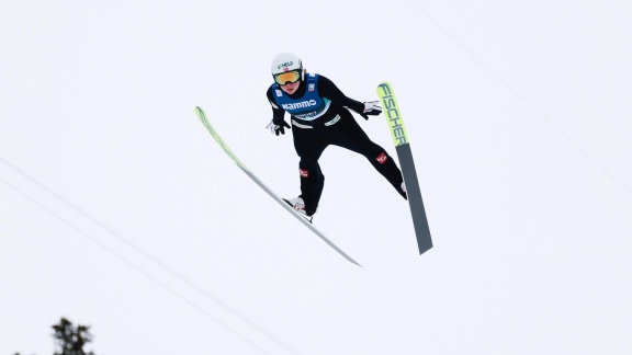 Sportschau - Skifliegen - Der Erste Und Zweite Durchgang Der Frauen