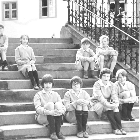Schüler und Schülerinnen der Schule Schloss Salem 1966