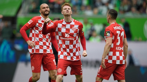 Sportschau Bundesliga - Mainz Gewinnt In Wolfsburg Und Hält Die Klasse