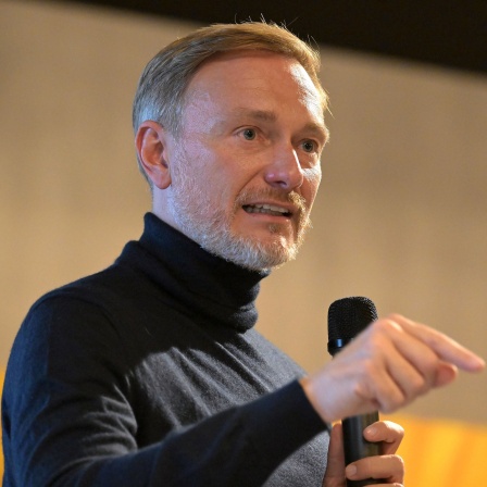 Christian Lindner, Bundesvorsitzender der FDP, spricht bei einem Wahlkampfauftritt der FDP Brandenburg im GINN Hotel-Berlin-Potsdam.