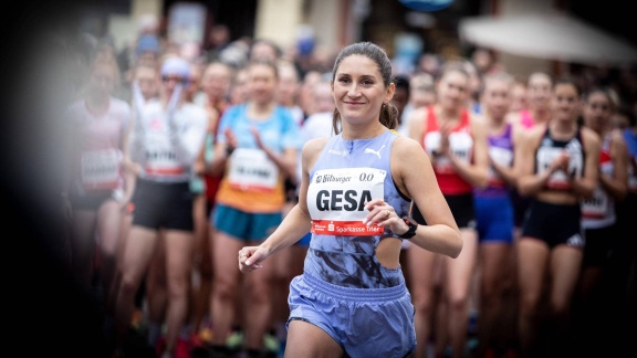 Mittagsmagazin - Schuften Für Olympia - Gesa Krause Im Trainingslager In Kenia