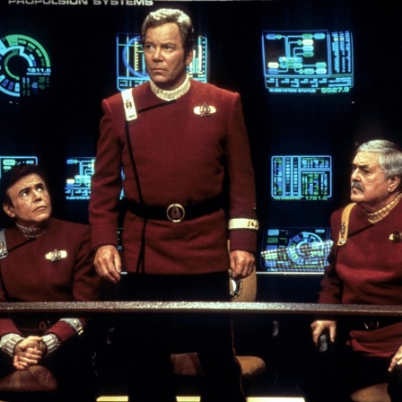 Walter Koenig, William Shatner, James Doohan in einer Star Trek - Szene