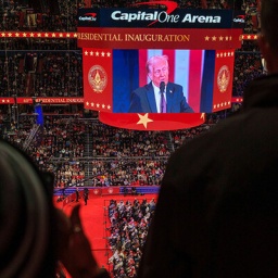 Bild aus Washington, D.C. Mehr als 20.000 Menschen versammeln sich in der Capital One Arena in Washington, D.C., um die Amtseinführung von Präsident Donald Trump zu feiern.