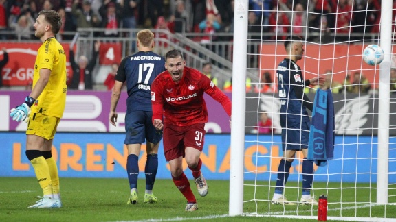 Sportschau Bundesliga - Kaiserslautern Holt Drei Punkte Gegen Paderborn