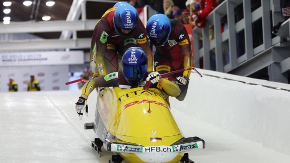 Sportschau Wintersport - Viererbob-wm Der Männer - Die Zusammenfassung Der Beiden Ersten Läufe