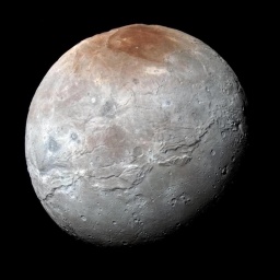 Weltraumteleskopaufnahme des Pluto-Mondes Charon