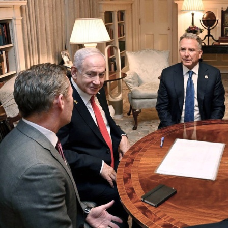 Der Ministerpräsident Israels, Benjamin Netanjahu (2. von links), trifft sich mit nationalen Sicherheitsberater der USA im Weissen Haus in Washington (USA).