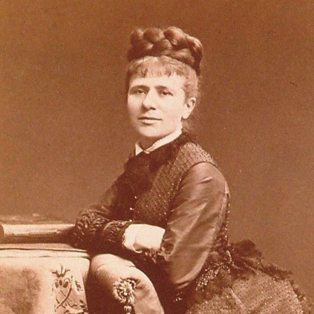 Etwas vergilbtes Schwarz-Weiß-Poträt aus den 1880er Jahren von Marie Jaëll.