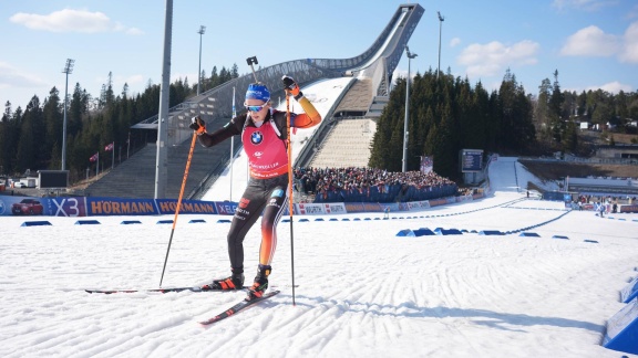 Sportschau Wintersport - Der Massenstart Der Biathletinnen In Oslo - Die Zusammenfassung