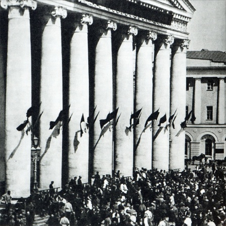 30. Dezember 1922: Beim Ersten Allrussischen Sowjetkongress im Moskauer Bolschoi-Theater verabschiedeten 2.200 Delegierte die Gründungserklärung der UdSSR