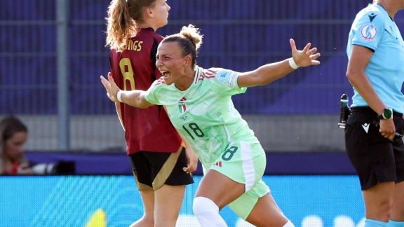 Coverbild Deutschland / Giulia Gwinn