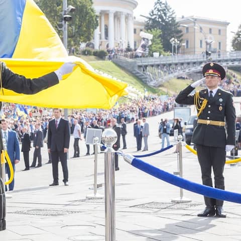 Ukraine feiert Unabhängigkeit mit Militärparade (2014)