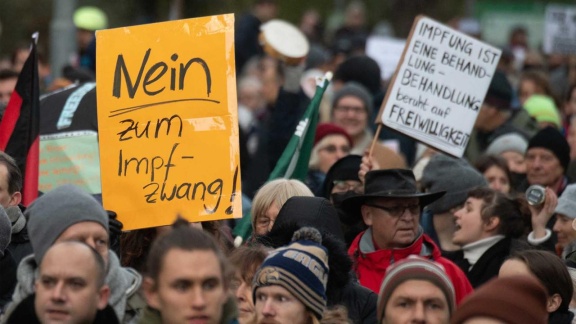 Morgenmagazin - 'querdenker'-proteste In Mehreren Städten