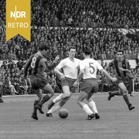 Europapokal der Landesmeister, Halbfinale Entscheidungsspiel in Brüssel, 03.05.1961. FC Barcelona besiegt den Hamburger SV mit 1:0.