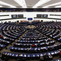 Perspektivwechsel - "Europa ist sterblich." Wie Lina Johnsen und Robert Menasse die EU verändern wollen