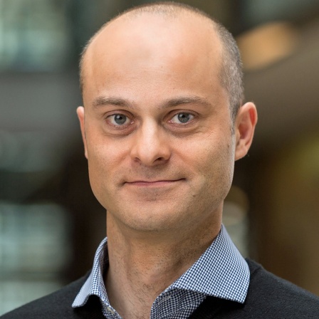 NDR Info Redakteur Christoph Prössl.