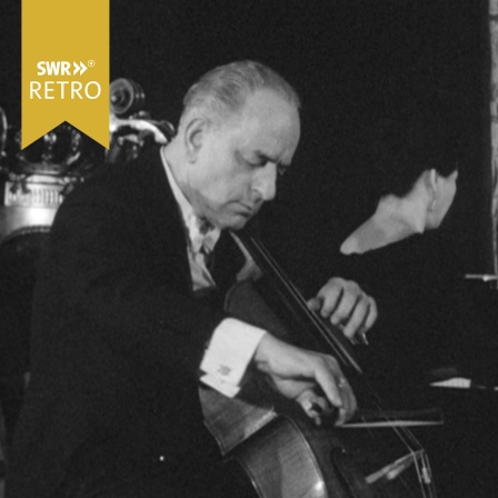 Gaspar Cassadó mit Cello