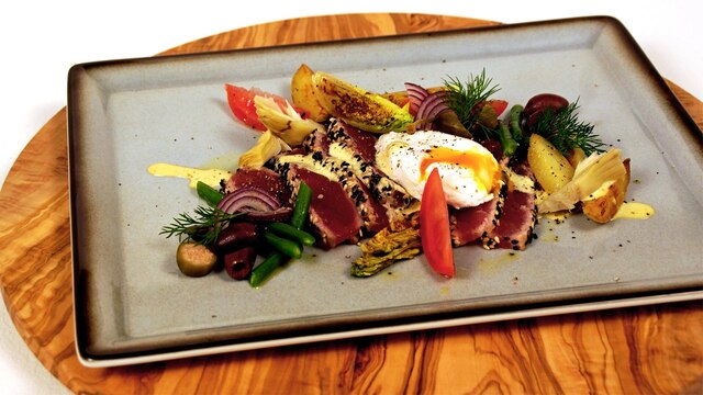 Nizza-Salat mit Sesam-Thunfisch | Bild: BR