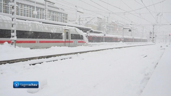 Tagesschau24 - Winterchaos In Bayern: Leichte Entspannung, Aber Weiter Kein Zugverkehr