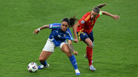 Coverbild Deutschland / Giulia Gwinn