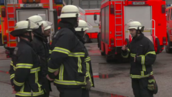 Sportschau - Bsg Feuerwehr Hamburg - Mit Gemeinschaftsgefühl Und Fitness Leben Retten