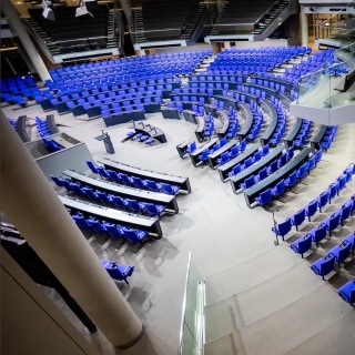 Bundestag stimmt über Milliarden-Paket ab