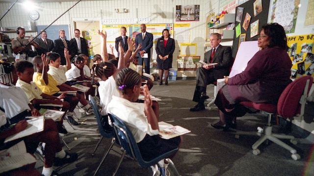 Präsident George W. Bush in einer Schulklasse am 11. September 2001