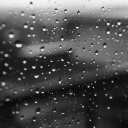 Regentropfen auf einem Fenster