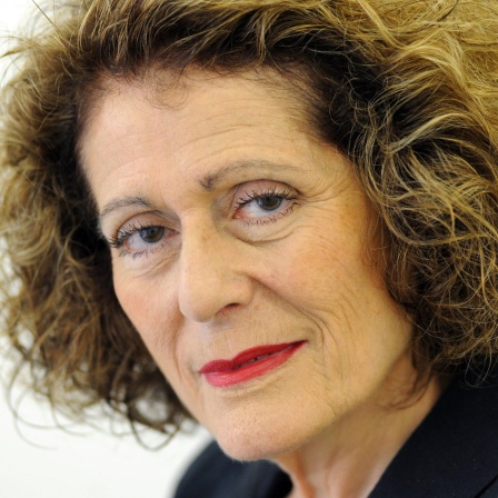 Literaturwissenschaftlerin, Buchhandels-Unternehmerin und Journalistin Dr. Rachel Salamander im Portrait
