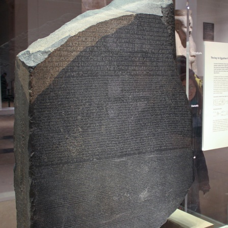 London: Stein von Rosetta (Rosetta Stone) im British Museum. Archivfoto.