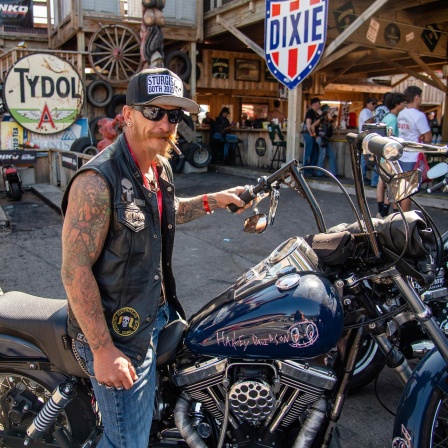 Rockerleben USA: Bikertreffen Sturgis | Tennessee Whiskey Trail | Biken in Detroit