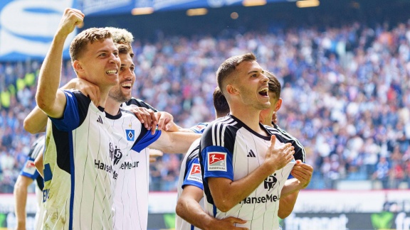 Sportschau Bundesliga - Hamburger Sv Siegt Im Nordduell Gegen Hansa Rostock