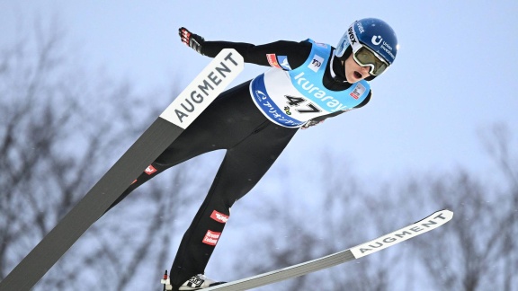 Sportschau Wintersport - Skispringen Der Frauen In Zao - Der 1. Durchgang