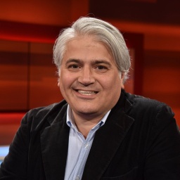 Der Rechtsanwalt Mehmet Daimagüler, Strafverteidiger zu Gast in der ARD Talkshow Hart aber Fair