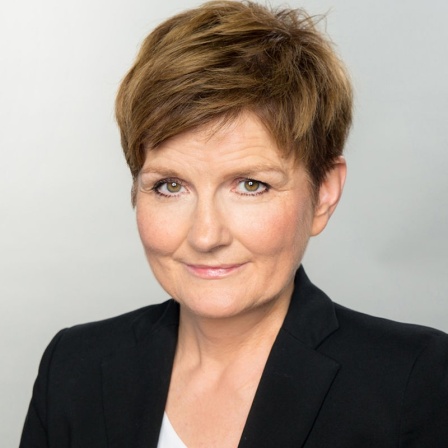 Porträt von Helga Schmidt