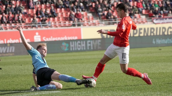 Sportschau - 3. Liga: Waldhof Schlägt Halle Und Hält Anschluss