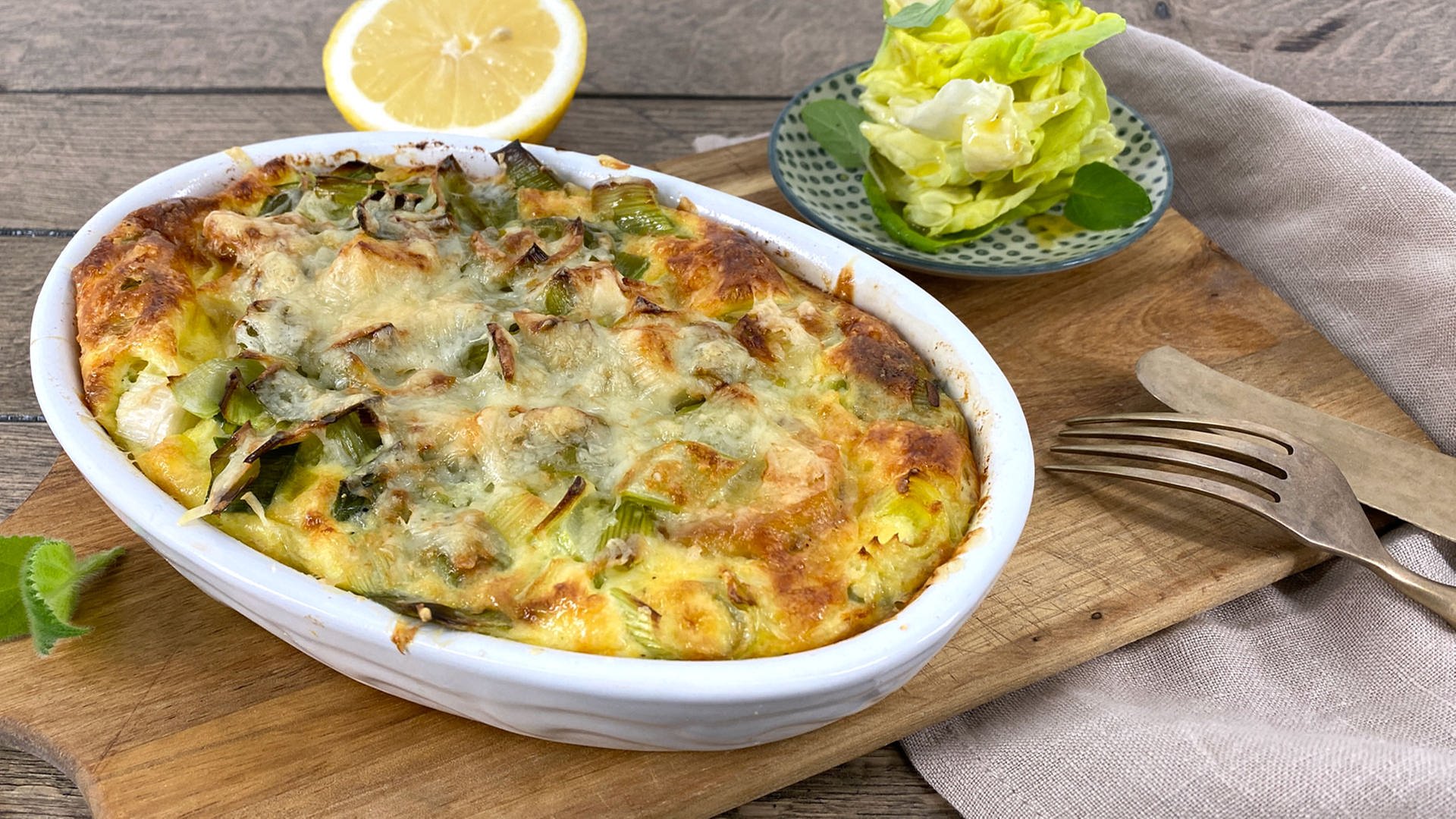 ARD-Buffet: Rezept: Kartoffel-Lauch-Tortilla | ARD Mediathek