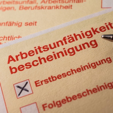 Eine Arbeitsunfähigkeitsbescheinigung (Krankschreibung)