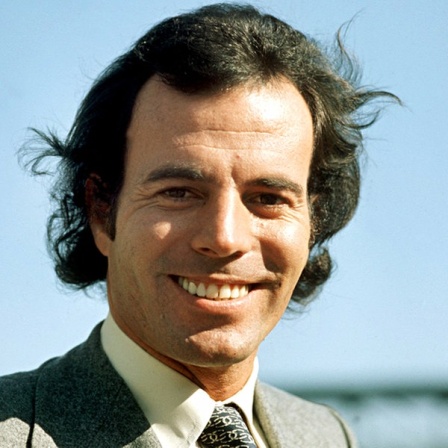 Der Spanier Julio Iglesias im Jahr 1975