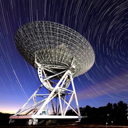 Radioteleskop und Himmelserfassung